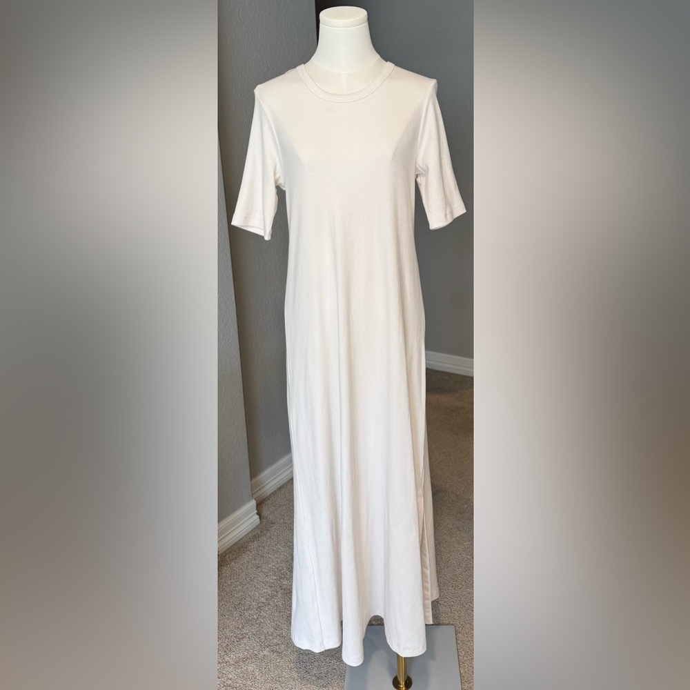 AYR The Moderne Dress Seashell Cream Color Ribbed T-Shirt Dress w/ Side Slit - Picture 6 of 15